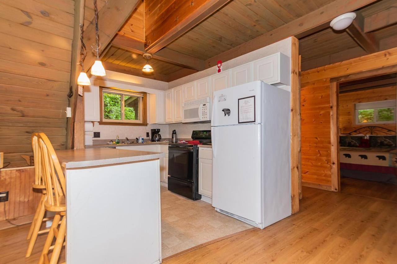 Smoky Bear Hideaway